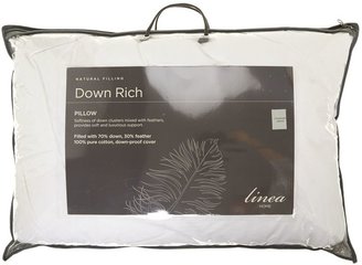 Linea Down rich pillow