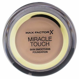 Max Factor Miracle Touch Liquid Illusion No. 40 Foundation