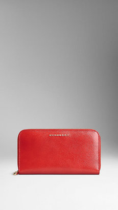Burberry Patent London Leather Ziparound Wallet