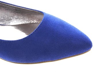 London Rebel Pointed Flat With Ankle Strap