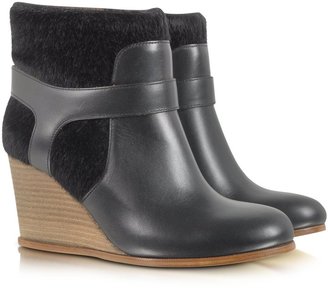MM6 Maison Martin Margiela Black Eco Fur and leather Wedge Bootie