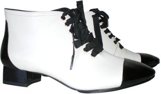 House Of Harlow White Leather Ankle boots