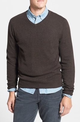 1901 Cashmere V-Neck Sweater