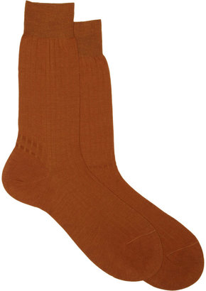 Barneys New York Solid Ribbed Socks