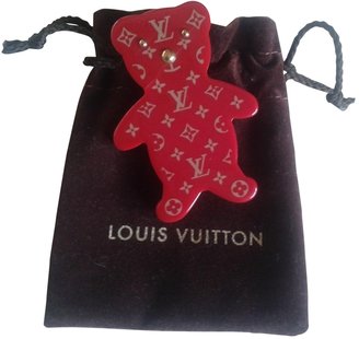 Louis Vuitton Red Plastic Pin & brooche