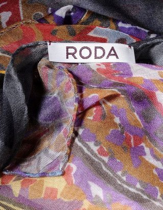 Roda Square scarf