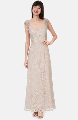 Kay Unger Embellished Cap Sleeve Lace Gown