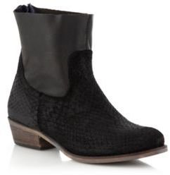 Call it SPRING Black leather 'Bendova' low ankle boots