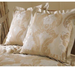 & Lucia pillow cases (pair) - continental