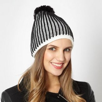 Red Herring Black knitted patterned hat