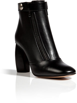 Marc Jacobs Leather Boots in Black