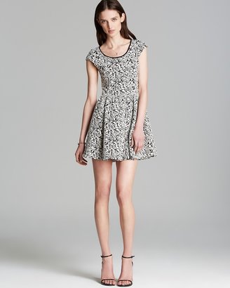 Aqua Dress - Rose Jacquard Short Sleeve