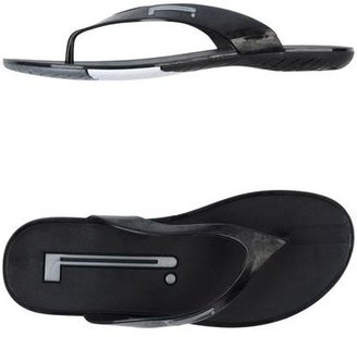 Pirelli PZERO Thong sandal