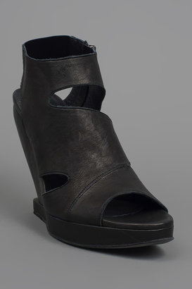 Ld Tuttle The Glance Wedges