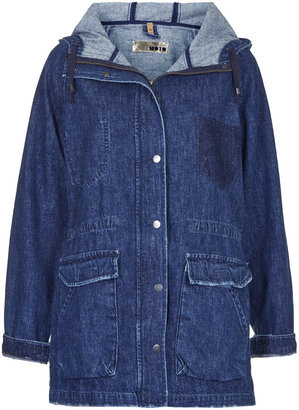 Topshop Moto vintage wash hooded denim festival jacket, with front and back pocket detail. 100% cotton. machine washable.