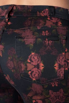 7 For All Mankind The Skinny Contour In Rouge Roses Print