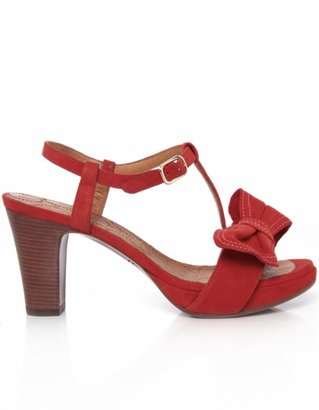 Chie Mihara Bow Suede Sandals