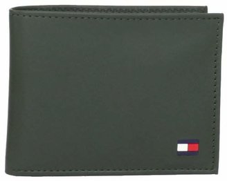 Tommy Hilfiger Men's Leather Dore Passcase Billfold Wallet with Removable Card Holder