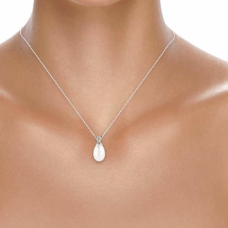 9ct Gold Freshwater Pearl Pendant and Earring Set