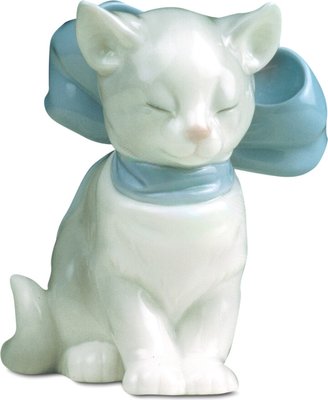 Lladro Nao by Kitty Present Collectible Figurine