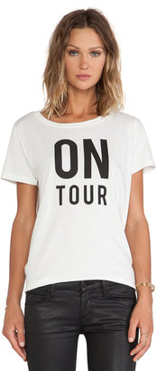 Essentiel Houpiepre On Tour Groupie T-Shirt