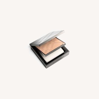 Burberry Fresh Glow Compact Foundation - Rosy Nude No.31