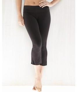 B.ella Ladies Cotton/Spandex Capri Fitness Pant in Black - Large
