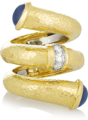 David Webb Double Tip Nail 18-karat gold, sapphire and diamond ring