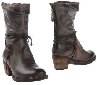 CAFe'NOIR Ankle boots