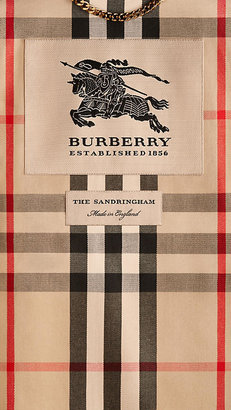 Burberry The Sandringham -short Heritage Trench Coat