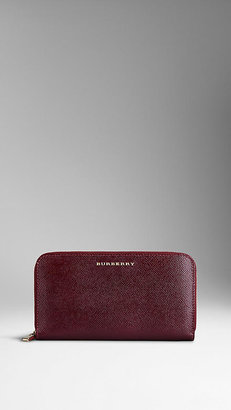 Burberry Patent London Leather Ziparound Wallet