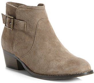 Steve Madden Prizzze suede ankle boots
