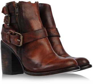 Freebird Ankle boots