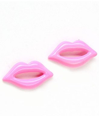 Style Tryst Kiss Earrings