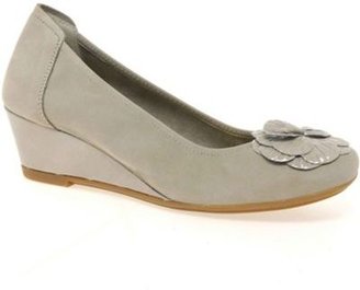 Lupin Sabrinas Beige Womens Wedge Heeled Shoes