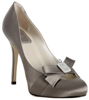 Christian Dior grey satin rounded toe bow pumps