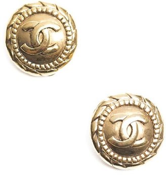 Chanel Pre-Owned Gold CC Button Clip On Earrings