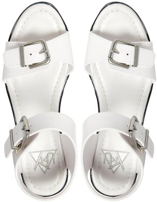 Athena YRU Qloud Flatform Sandals with Transparent Sole