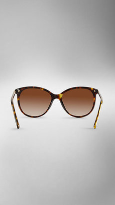 Burberry Round Frame Metal Detail Sunglasses