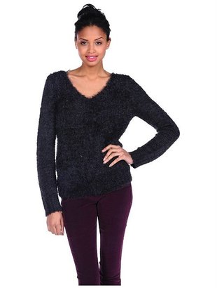 Romeo & Juliet Couture Long Sleeve V Neck Sweater Top