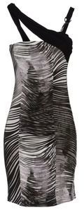GUESS by Marciano 4483 GUESS BY MARCIANO Short dresses