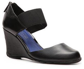 Kenneth Cole Reaction Tell Me Not Wedge Pump