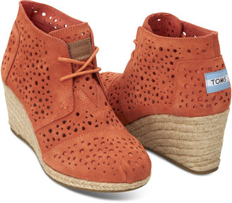 Toms Taupe Moroccan Cutout Women's Desert Wedges