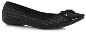 Call it SPRING Black 'Dring' quilted pumps