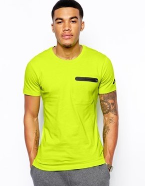 Nike Glory Pocket T-Shirt - yellow