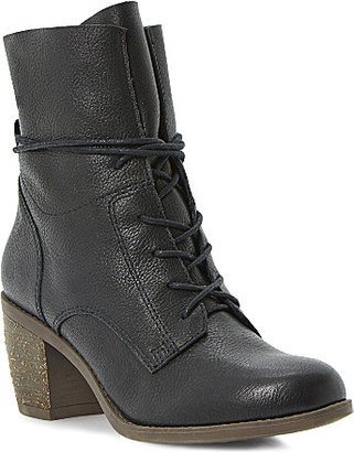 Steve Madden Gretchun leather lace-up boots