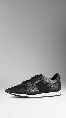 Burberry The Field Sneaker in Leather and Mesh