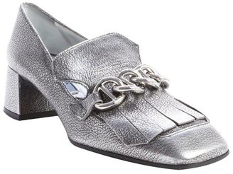 Prada silver pebbled leather tassel and chain detail heel loafers