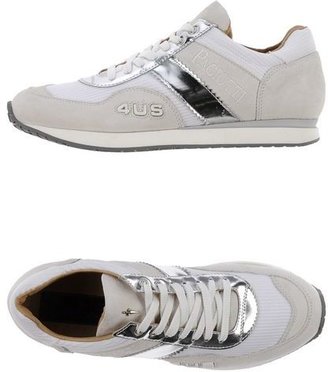 Cesare Paciotti 4US Low-tops & trainers