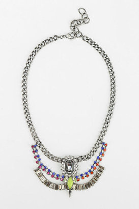 UO 2289 Kent Chain Bib Necklace